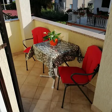 Darko Apartment *