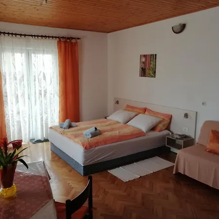Darko Apartment *