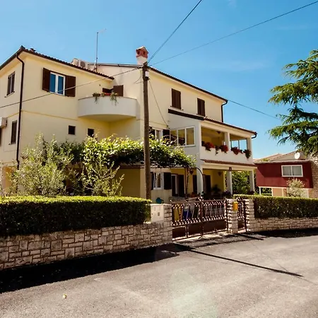Apartment Darko